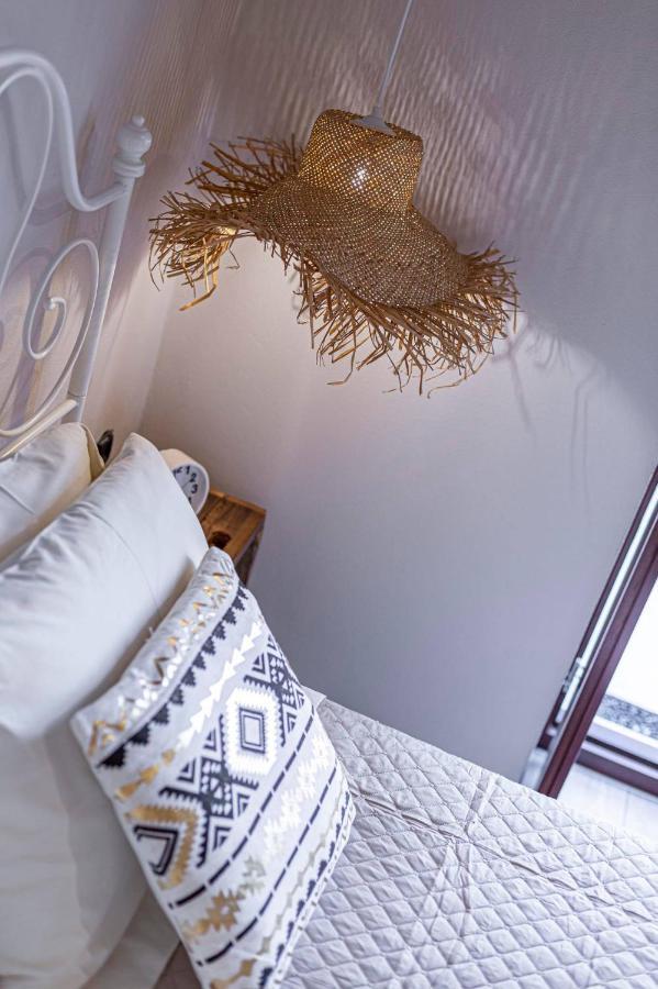 Althea Apartments 2 Chalki Town 外观 照片